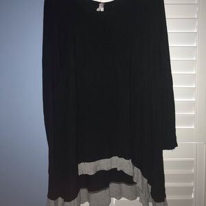 Long sleeve black top